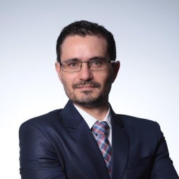 Dr. Eduardo Fanchioti